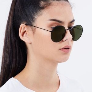 Quay Australia Mod Star Sunglasses